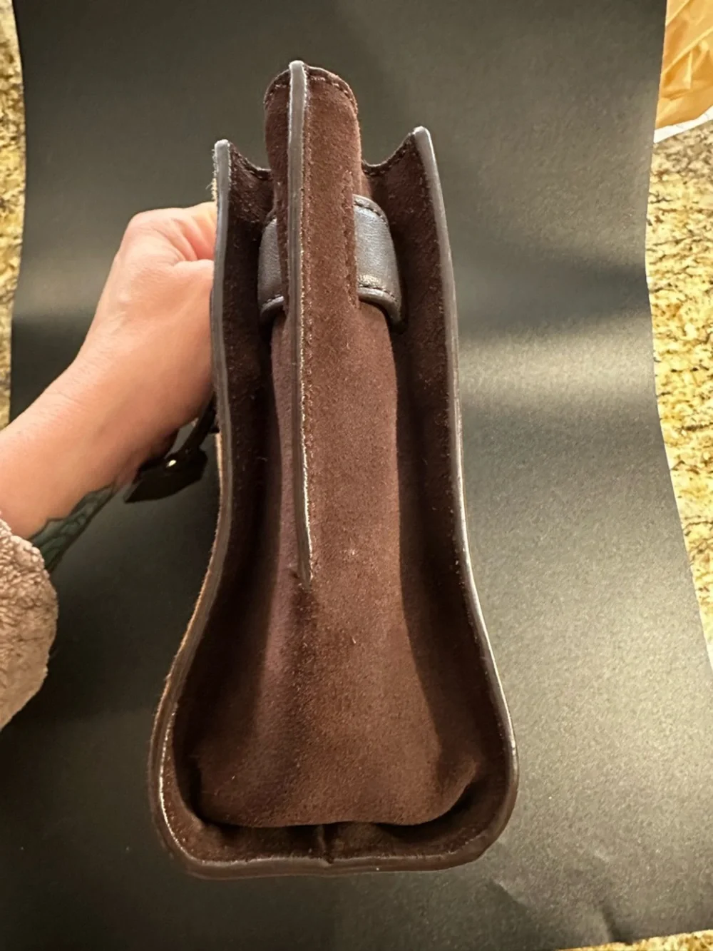 Michael Kors Hamilton Traveler crossbody bag w/Calf Hair and Leather - Picture 4 of 13